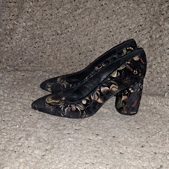L’INTERVALLE-Made in Spain-Black Velvet Floral-Pumps-Sz 38-NWOB - Picture 2 of 8